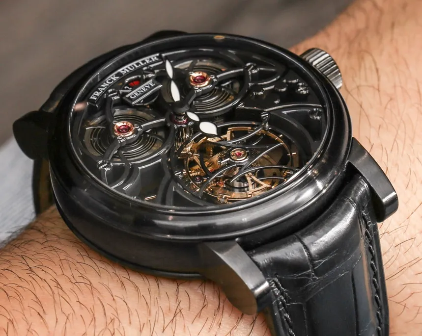 Chiếc Giga Tourbillon sở hữu bộ máy Tourbillon lớn nhất